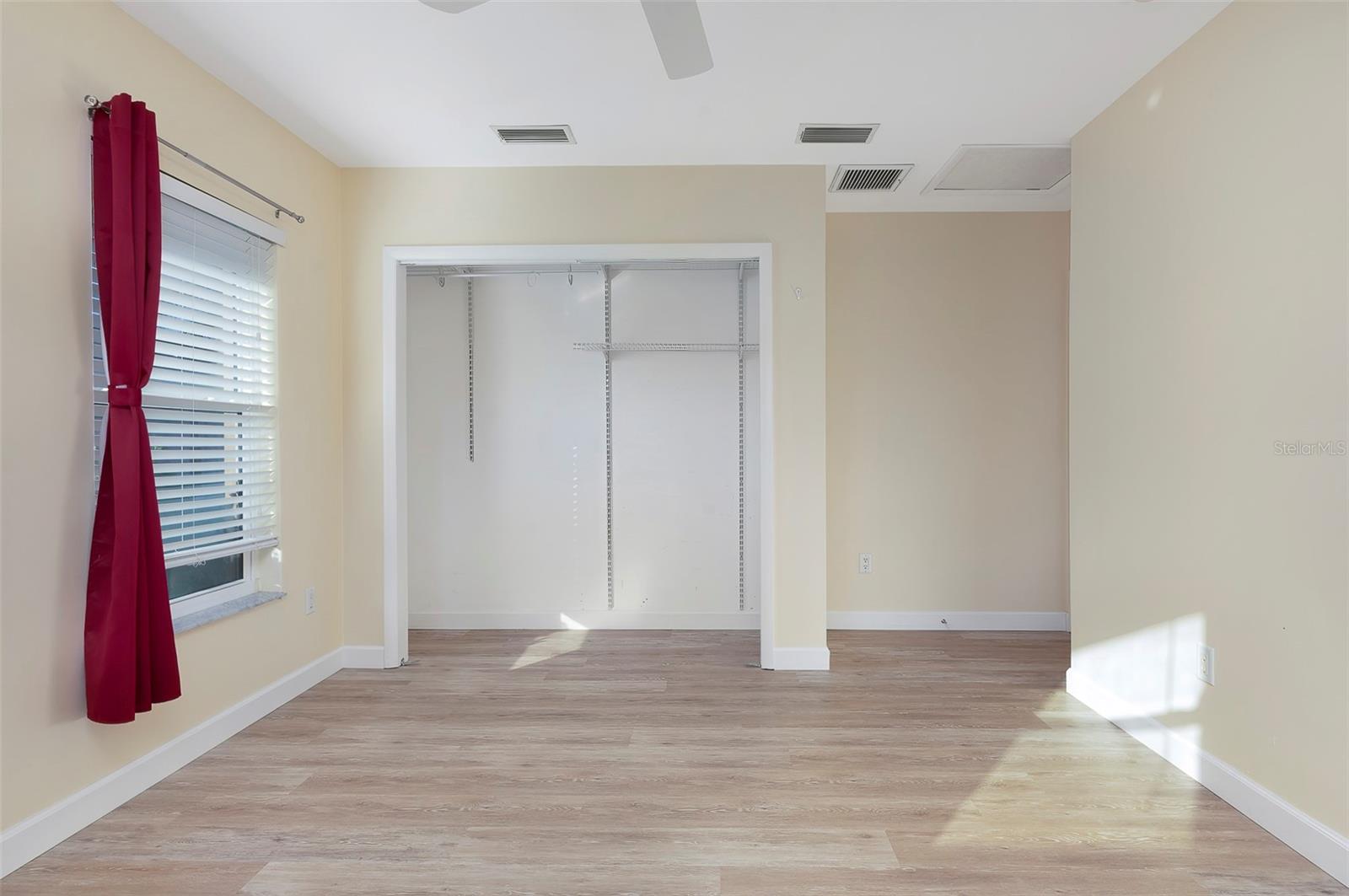 SEMINOLE LAKE GOLF & COUNTRY CLUB ESTATES - Residential