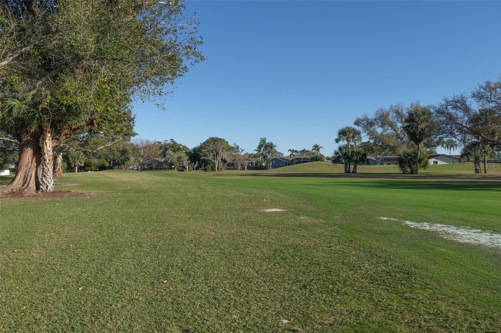 SEMINOLE LAKE GOLF & COUNTRY CLUB ESTATES - Residential