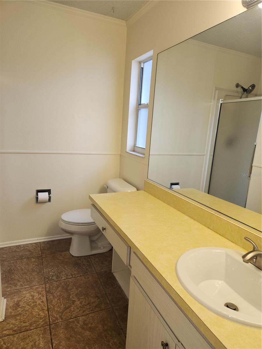 TAMARON - Residential Lease