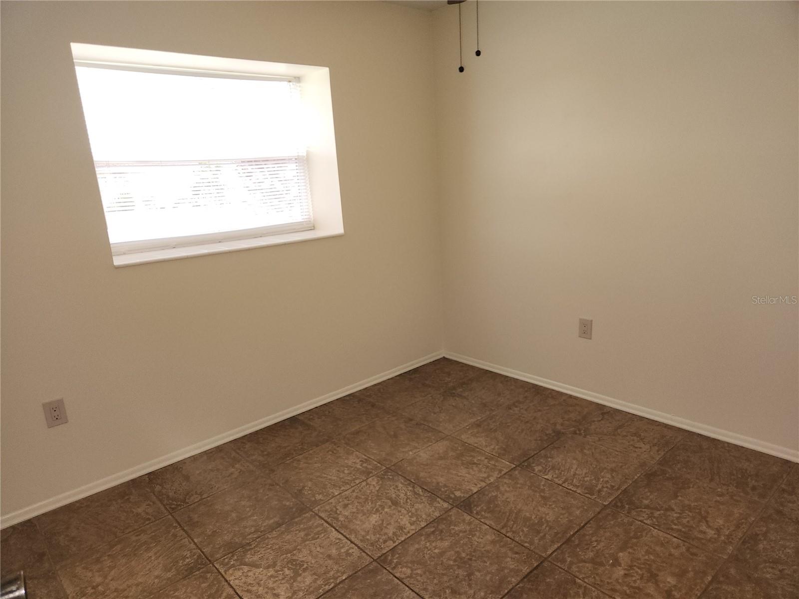 TAMARON - Residential Lease