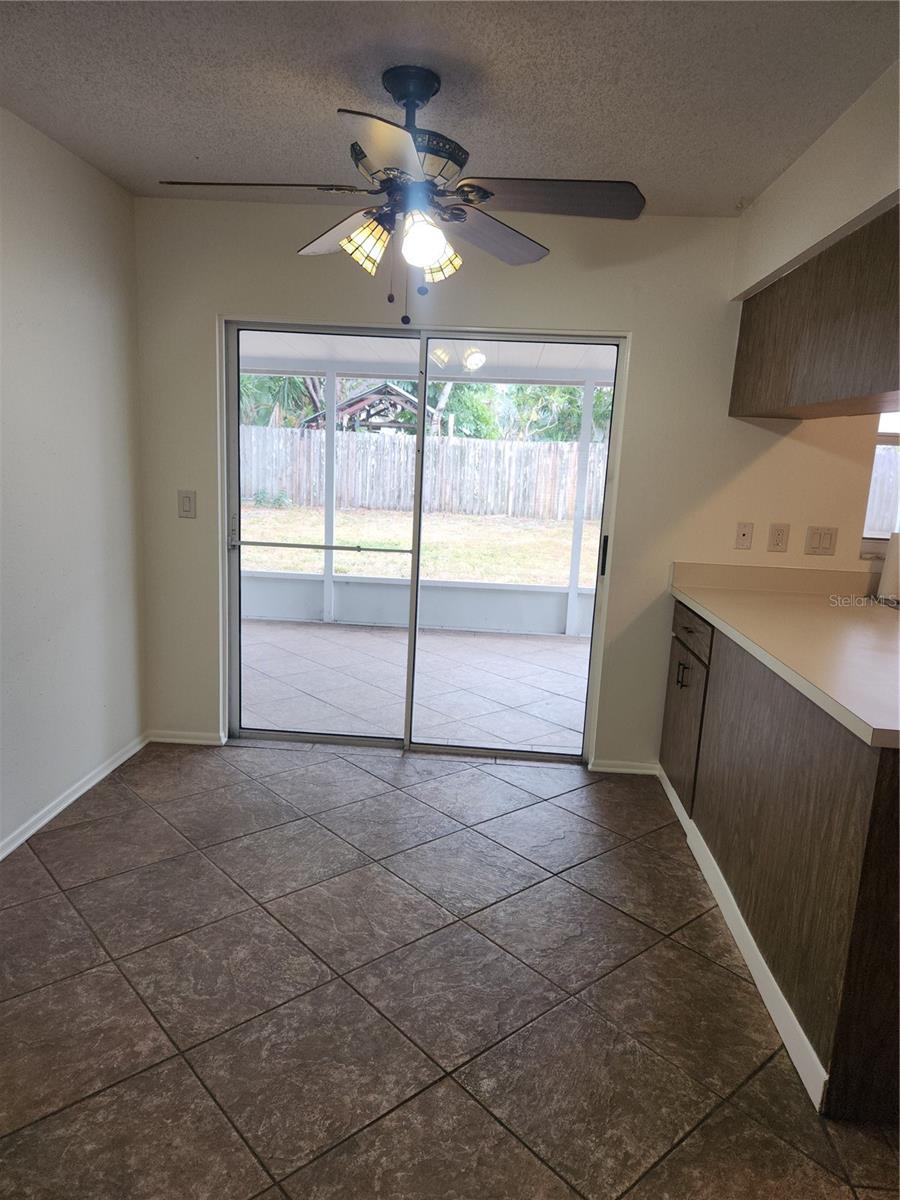 TAMARON - Residential Lease