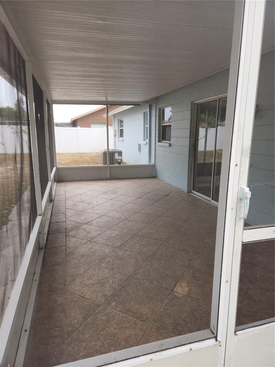 TAMARON - Residential Lease