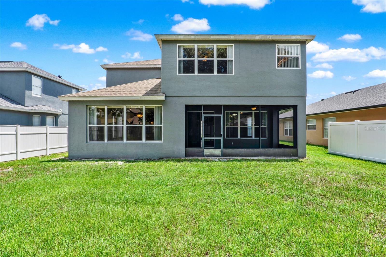 OAKHURST RESERVE UNIT TWO - Residential