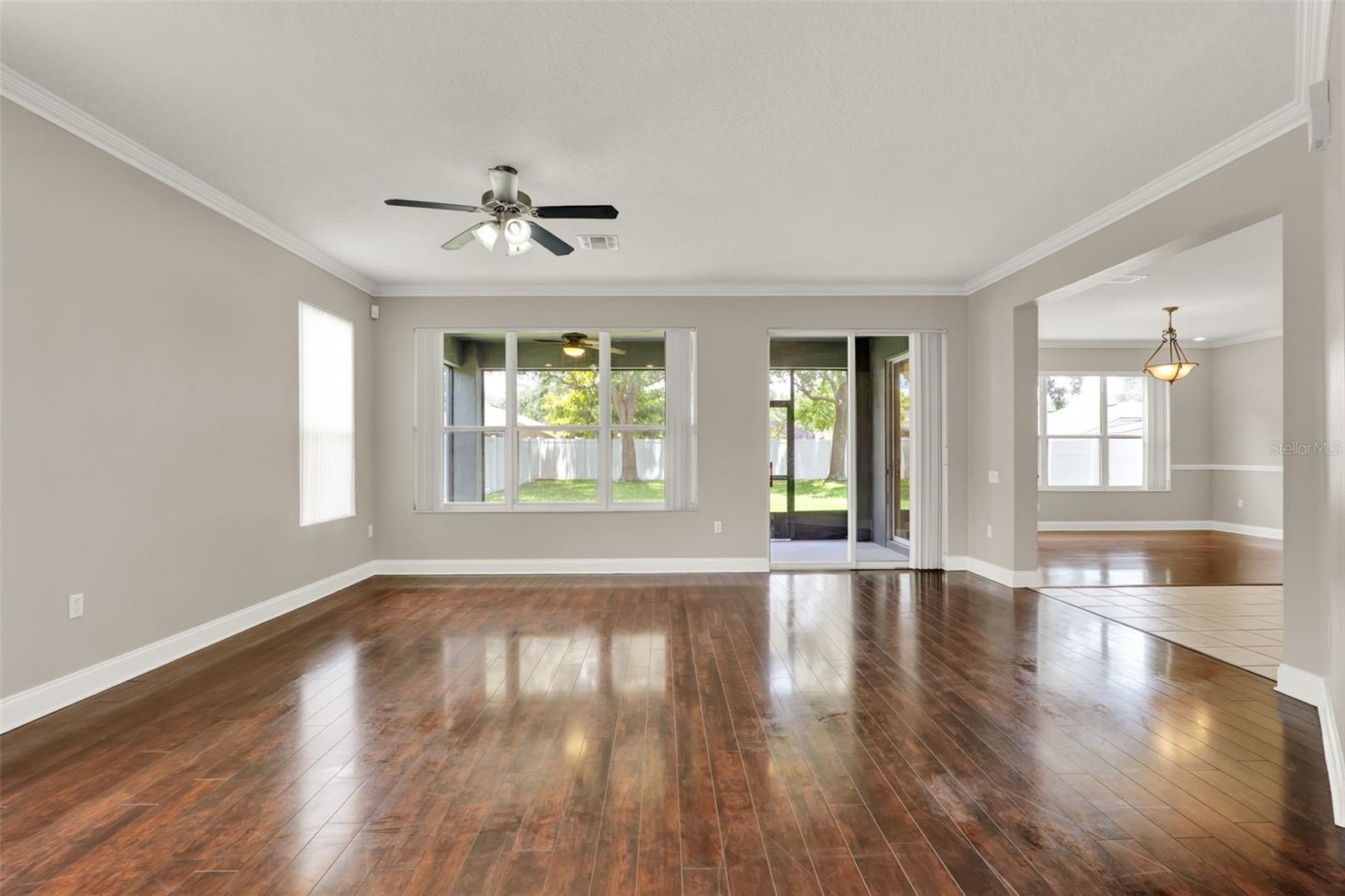 OAKHURST RESERVE UNIT TWO - Residential