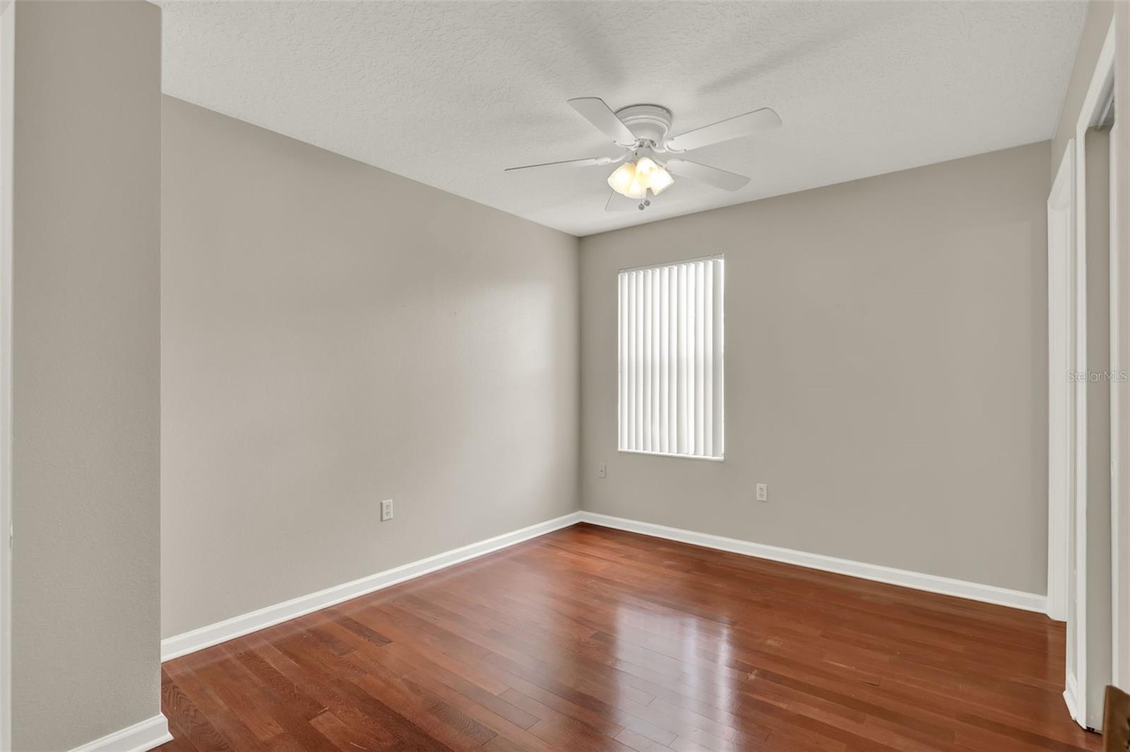 OAKHURST RESERVE UNIT TWO - Residential