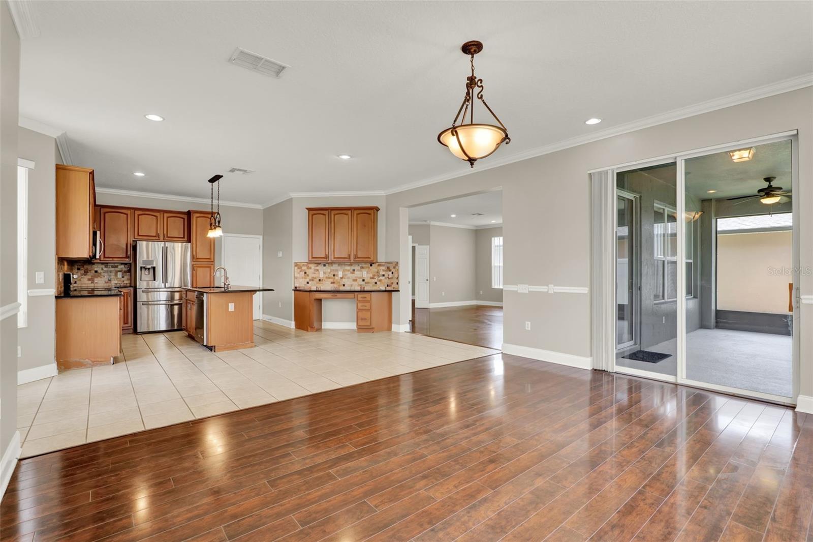 OAKHURST RESERVE UNIT TWO - Residential