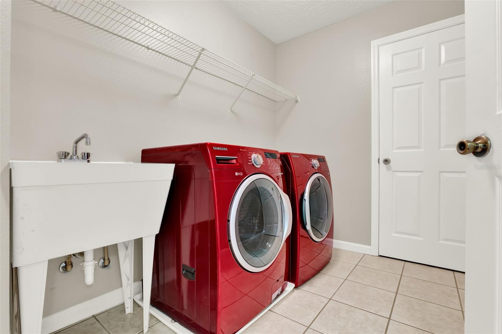 OAKHURST RESERVE UNIT TWO - Residential