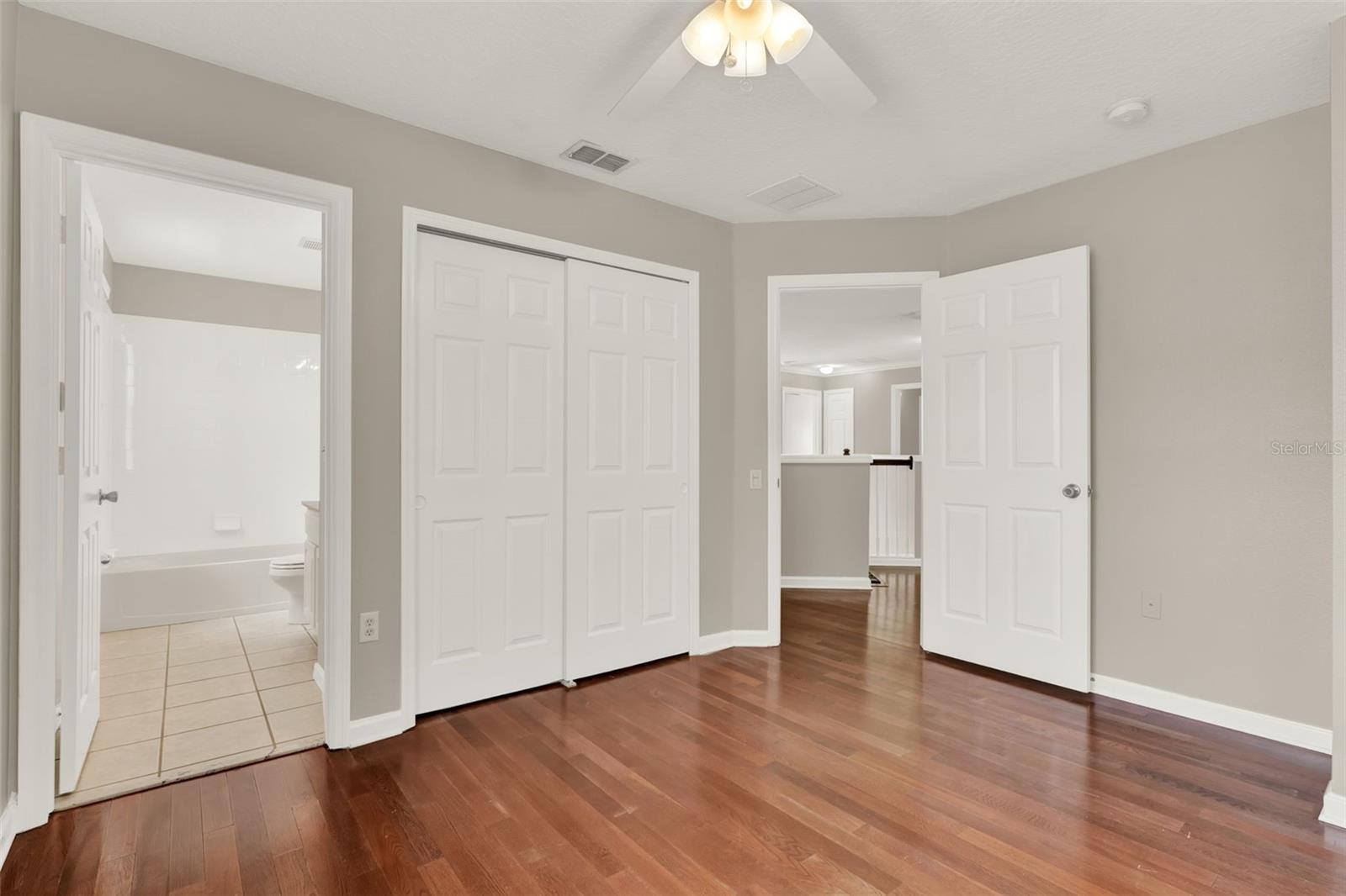 OAKHURST RESERVE UNIT TWO - Residential