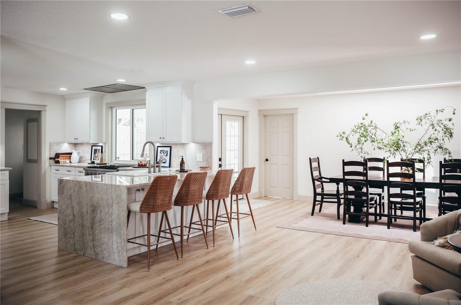 OCEAN BEACH REP - Residential