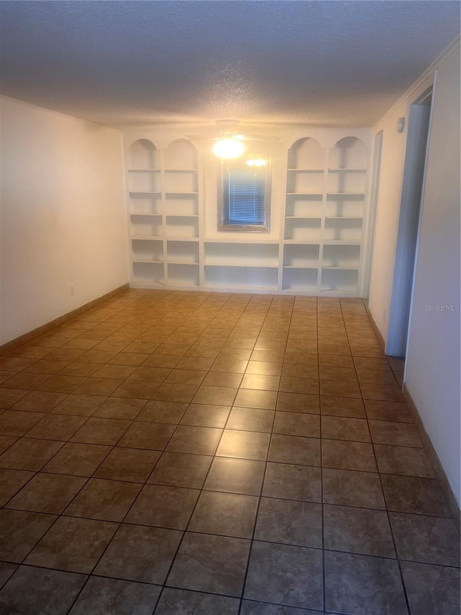 2490 SW 14TH DR 29