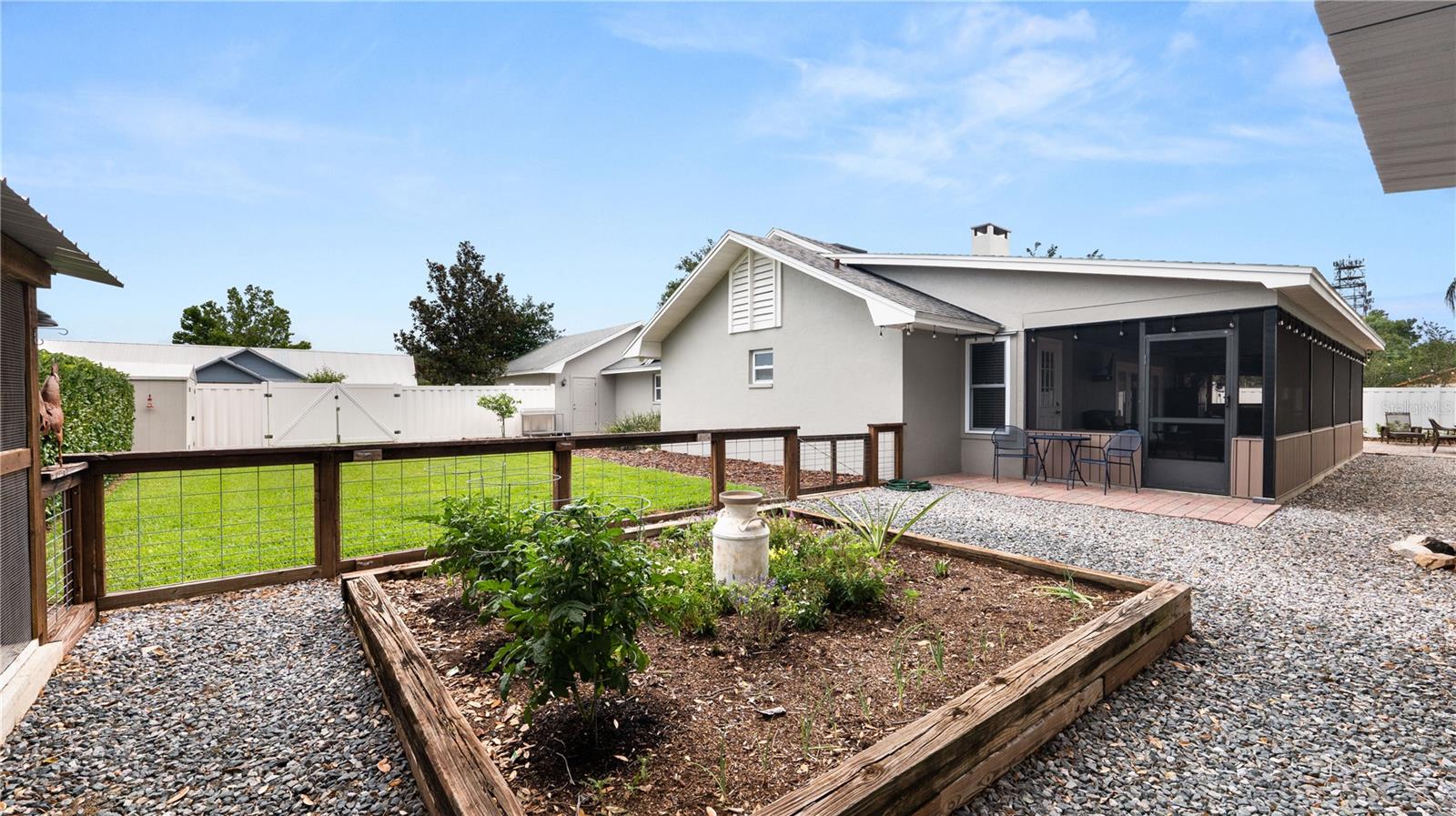 W F HALLAM & COS FARMING & TRUCKING LANDS - Residential