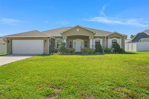 Photo of 10282 Bannock Street, Spring Hill, FL 34608 (MLS # W7880139) Photo of 10282 Bannock Street, Spring Hill, FL 34608 (MLS # W7880139)