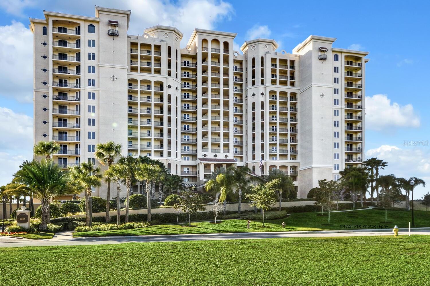CASTILLO AT WESTSHORE YACHT CL - Residential Lease