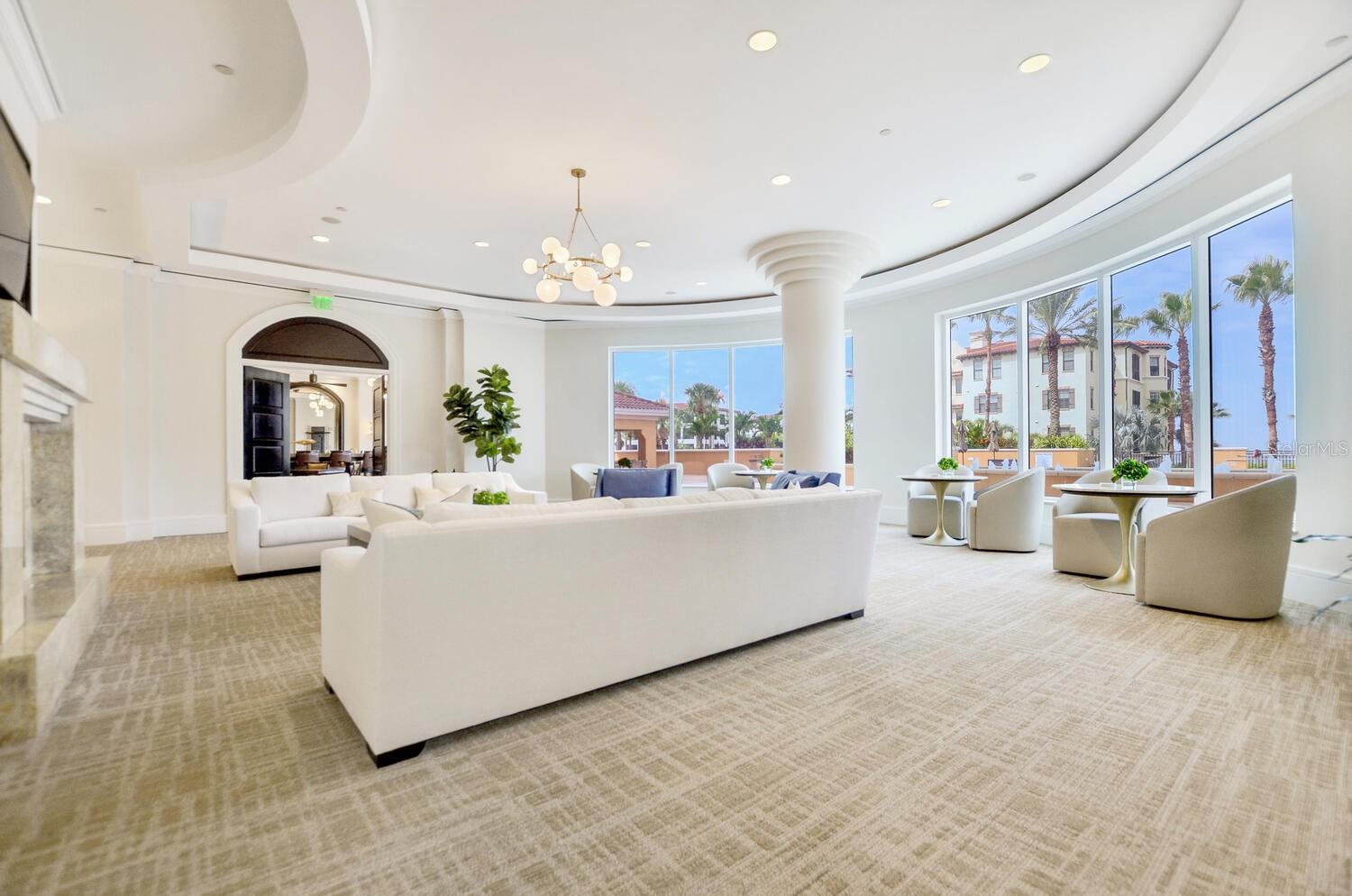 CASTILLO AT WESTSHORE YACHT CL - Residential Lease