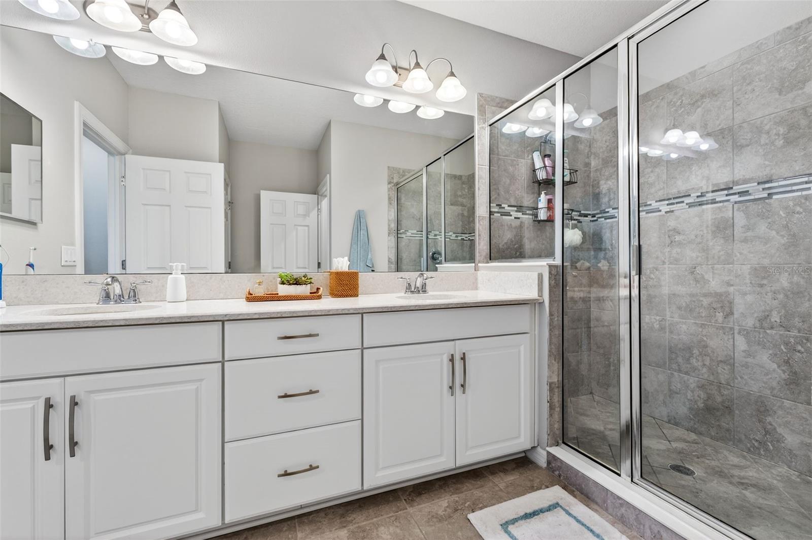 TUSCANY WOODS PRESERVE - Residential