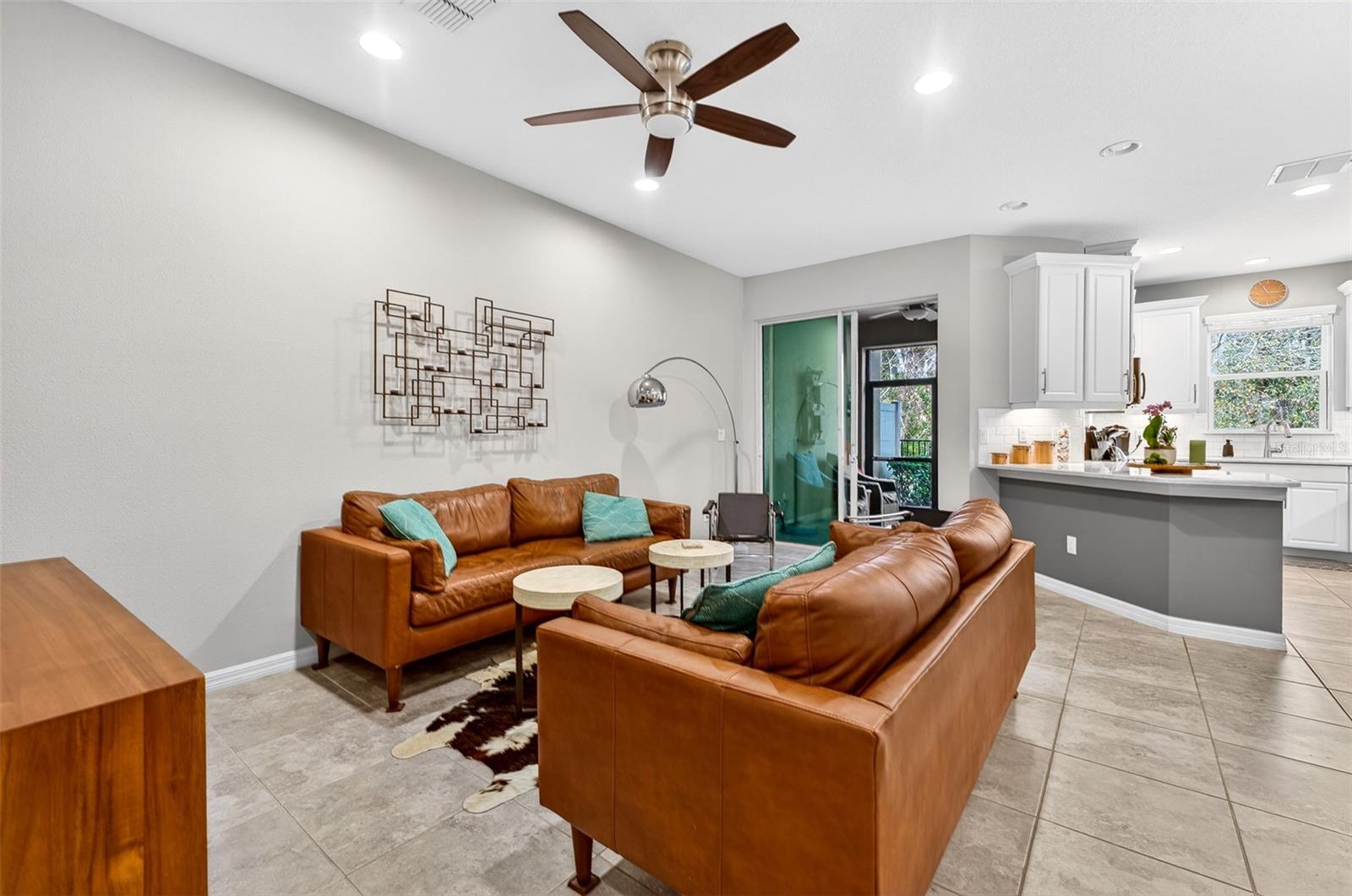 TUSCANY WOODS PRESERVE - Residential