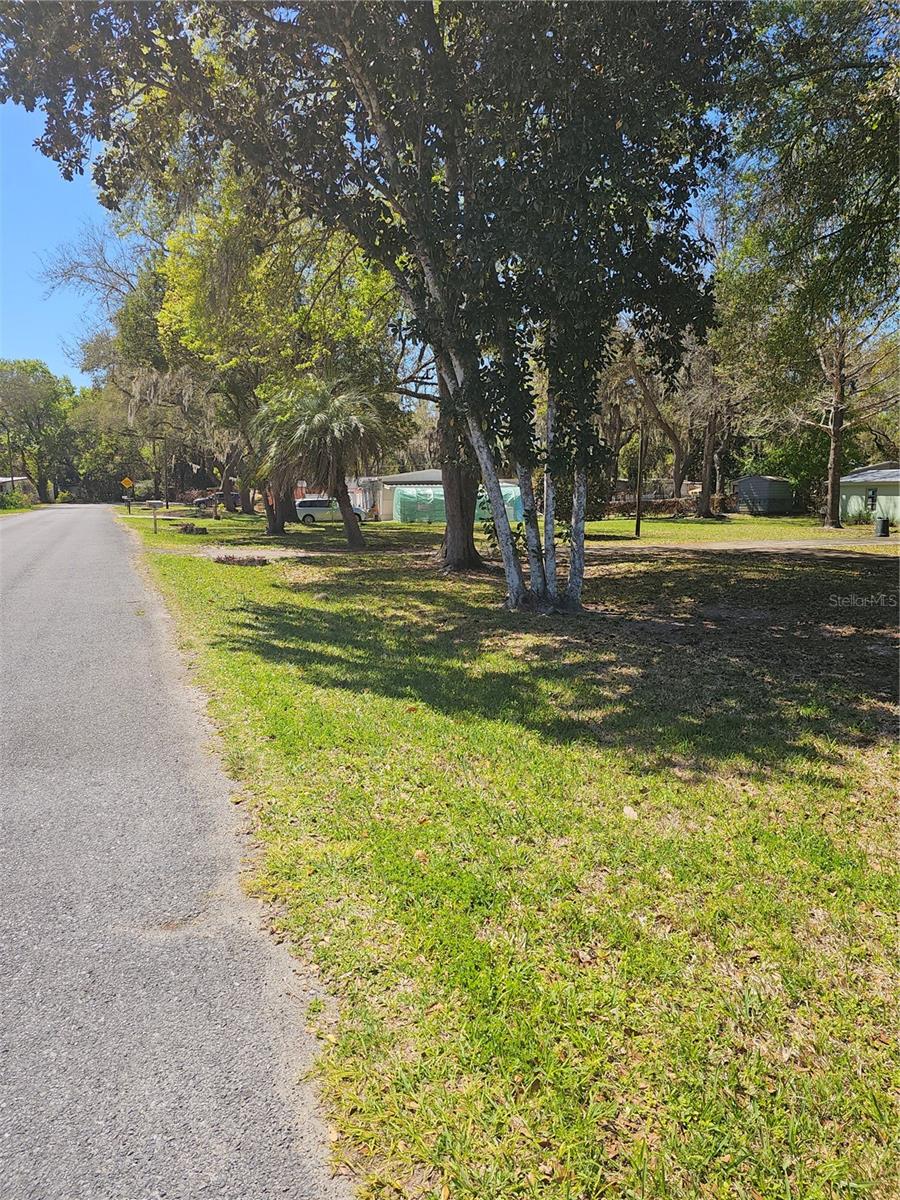 SILVER LAKES ACRES - Land