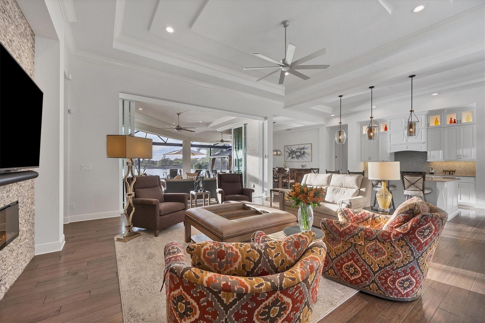 COUNTRY CLUB EAST AT LAKEWD RNCH YY1-4 - Residential