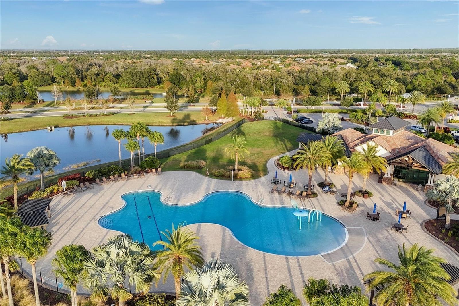 COUNTRY CLUB EAST AT LAKEWD RNCH YY1-4 - Residential