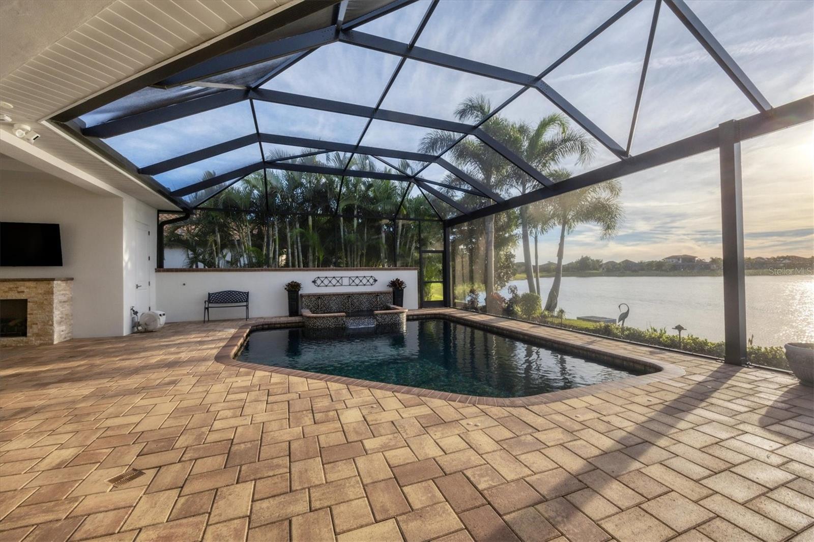 COUNTRY CLUB EAST AT LAKEWD RNCH YY1-4 - Residential