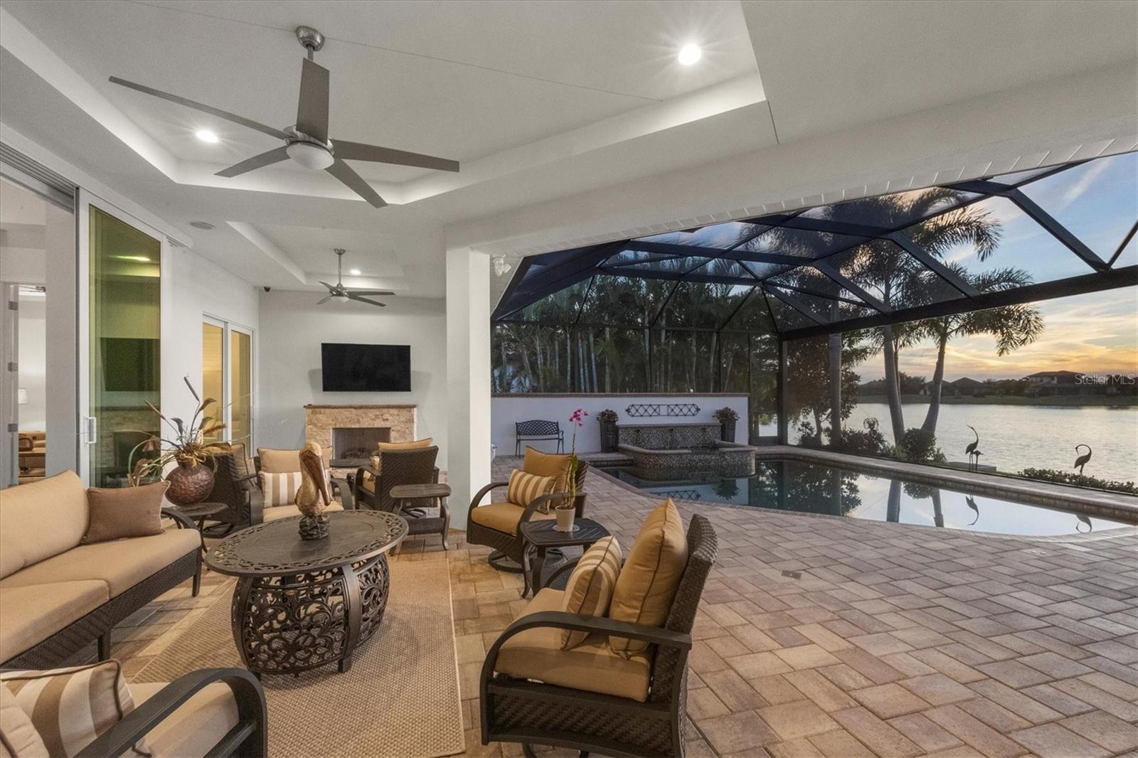 COUNTRY CLUB EAST AT LAKEWD RNCH YY1-4 - Residential