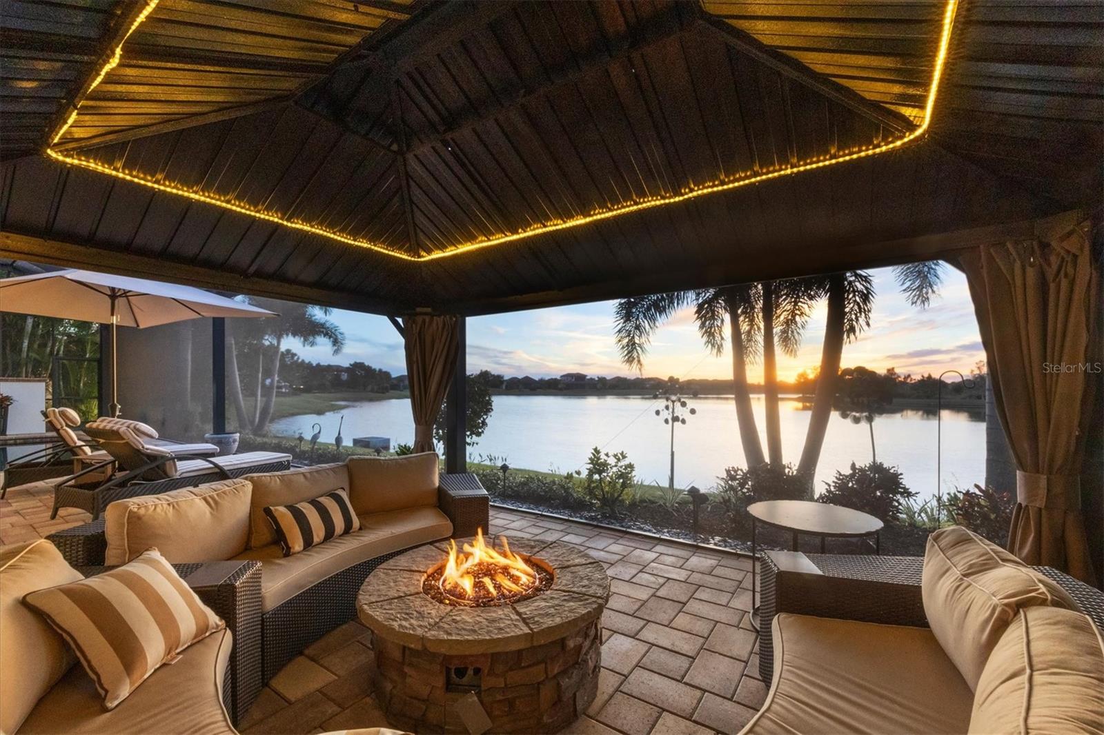 COUNTRY CLUB EAST AT LAKEWD RNCH YY1-4 - Residential