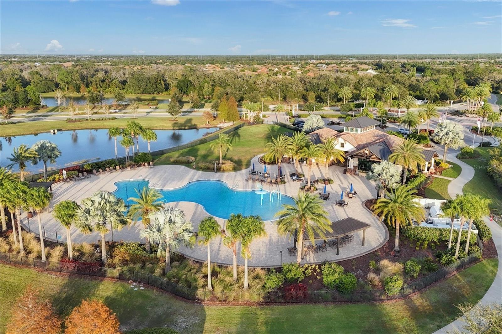 COUNTRY CLUB EAST AT LAKEWD RNCH YY1-4 - Residential