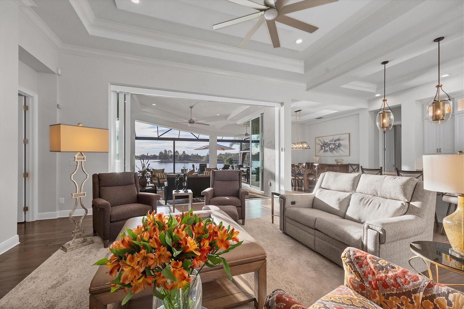 COUNTRY CLUB EAST AT LAKEWD RNCH YY1-4 - Residential