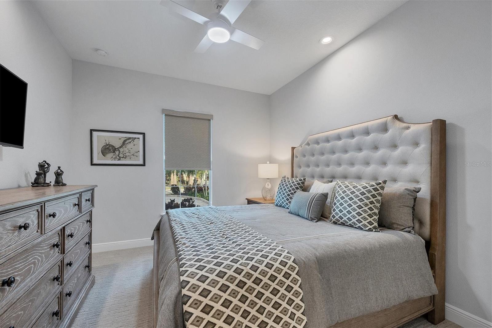 COUNTRY CLUB EAST AT LAKEWD RNCH YY1-4 - Residential