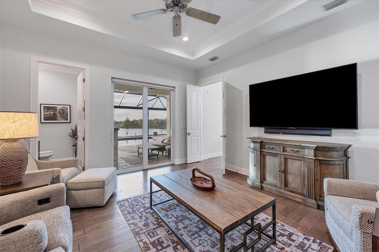 COUNTRY CLUB EAST AT LAKEWD RNCH YY1-4 - Residential