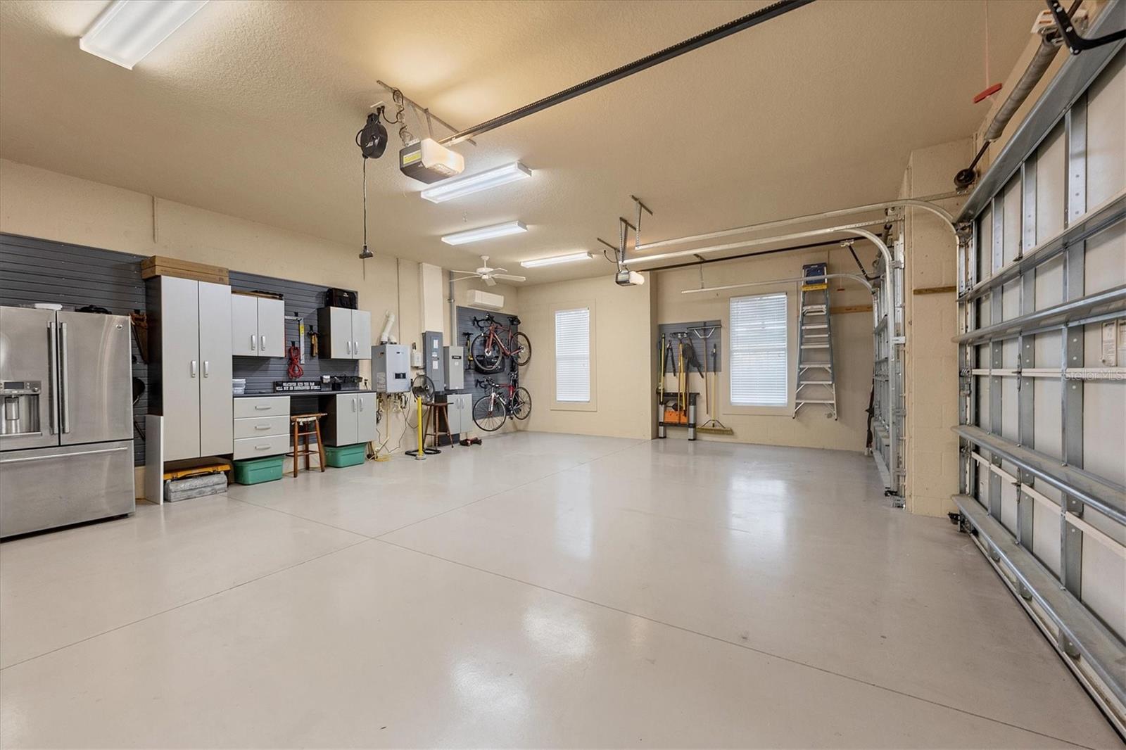 COUNTRY CLUB EAST AT LAKEWD RNCH YY1-4 - Residential