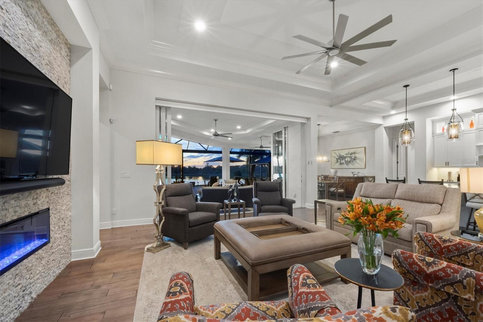 COUNTRY CLUB EAST AT LAKEWD RNCH YY1-4 - Residential