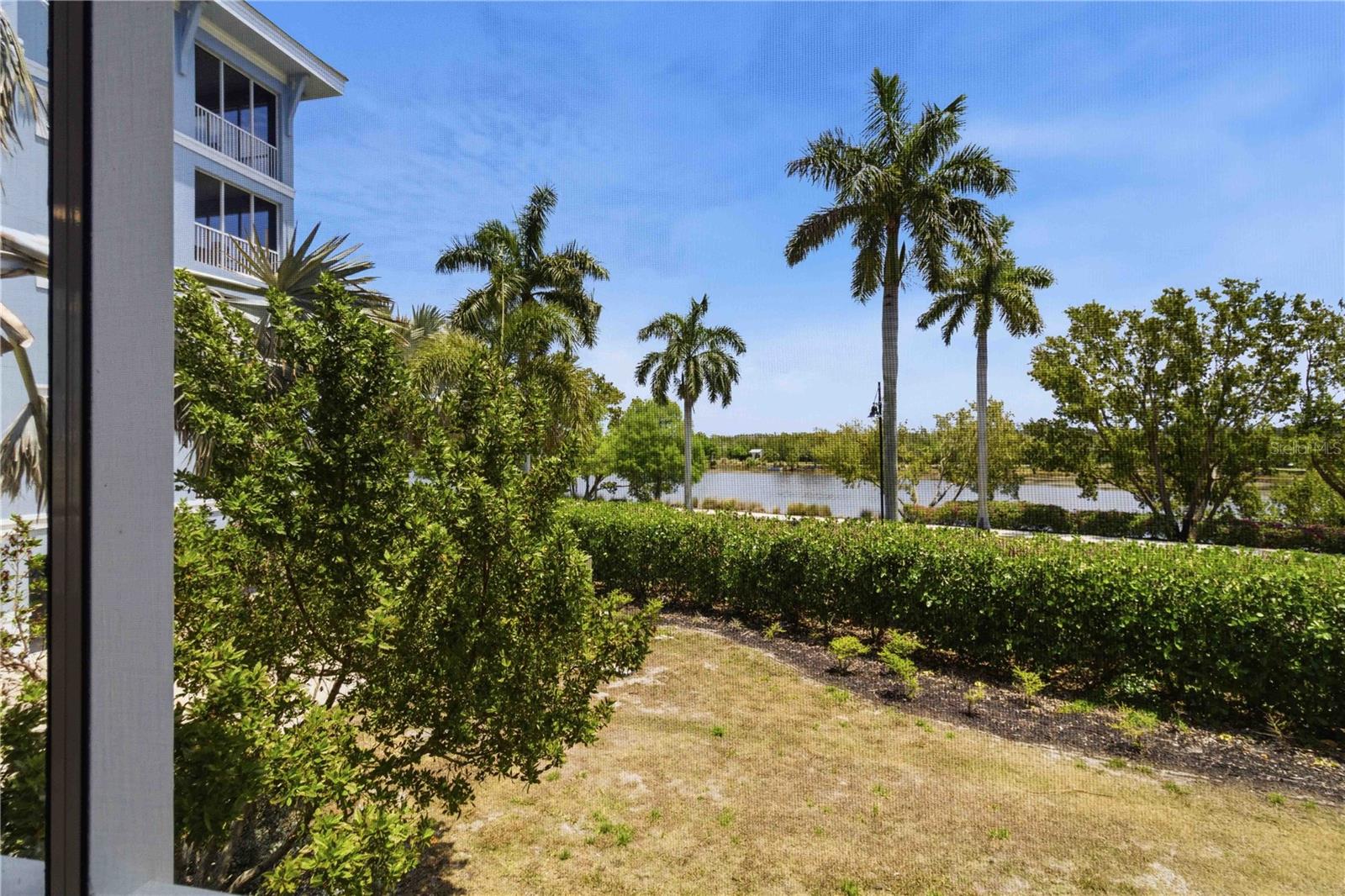 MARINA WALK ON ONE PARTICULAR HARBOUR - Residential