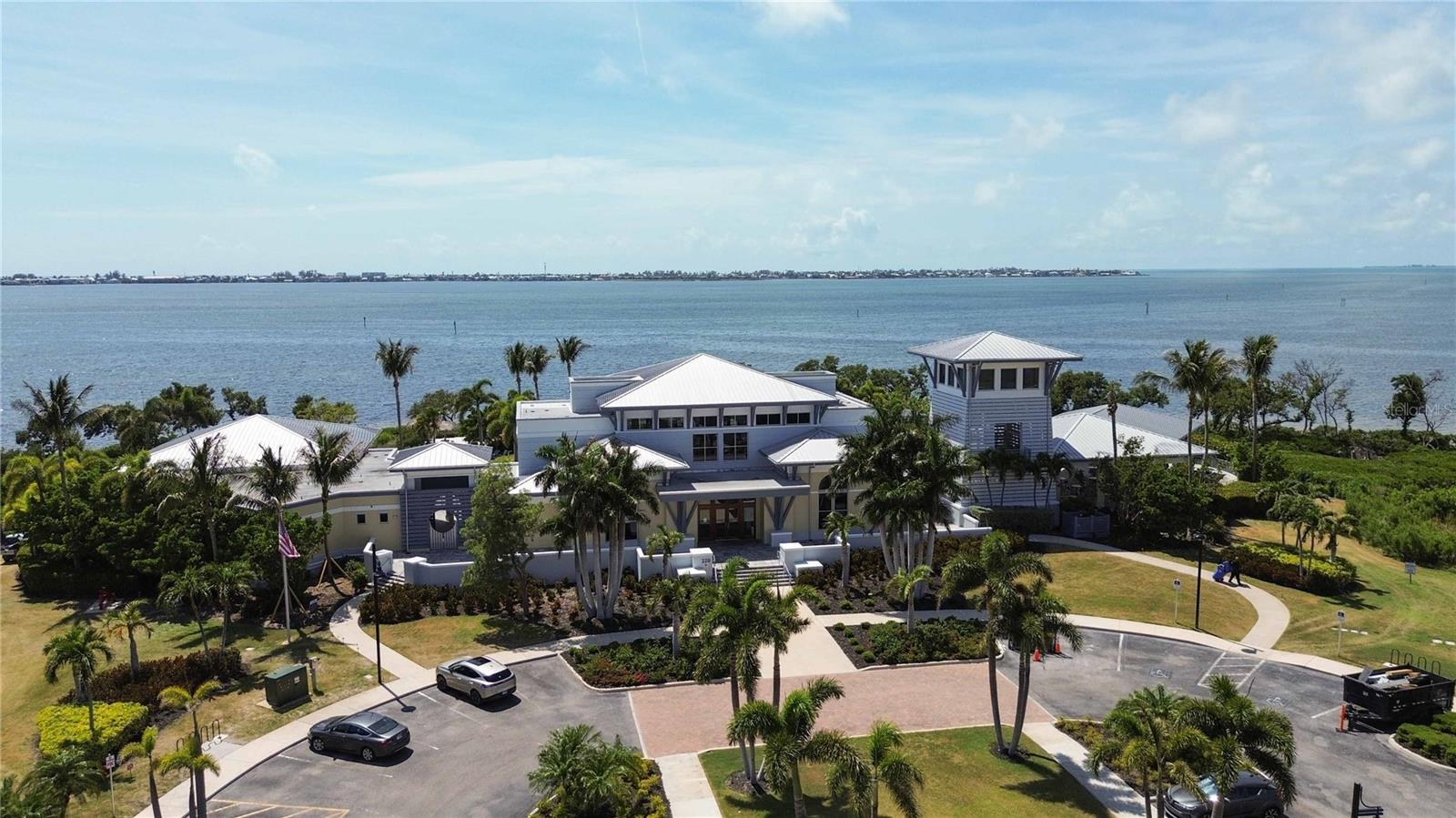 MARINA WALK ON ONE PARTICULAR HARBOUR - Residential