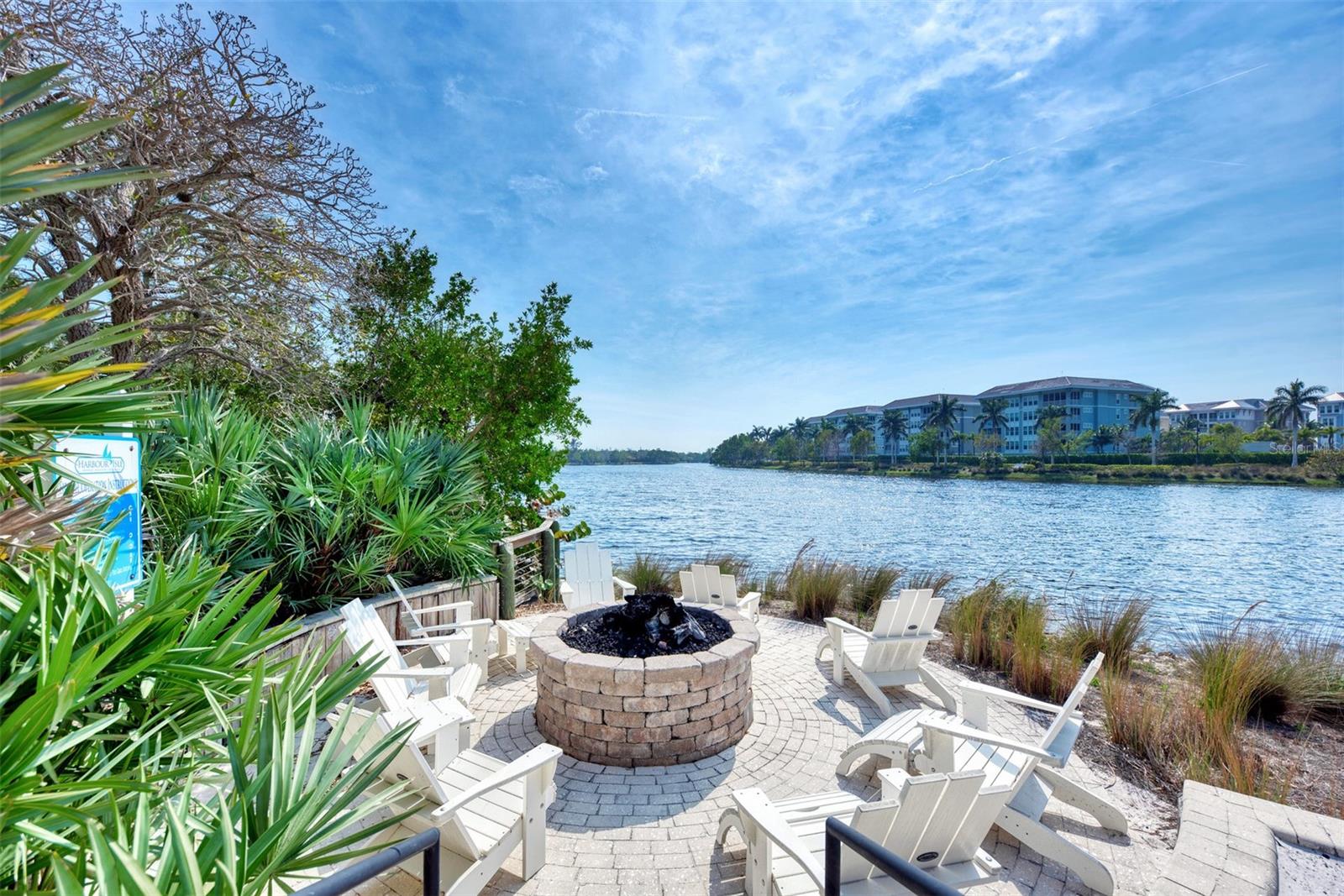 MARINA WALK ON ONE PARTICULAR HARBOUR - Residential