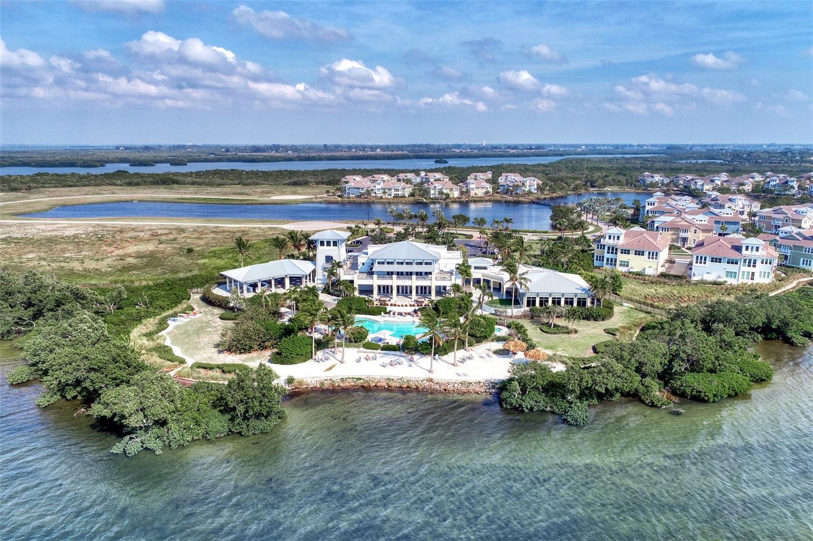 MARINA WALK ON ONE PARTICULAR HARBOUR - Residential