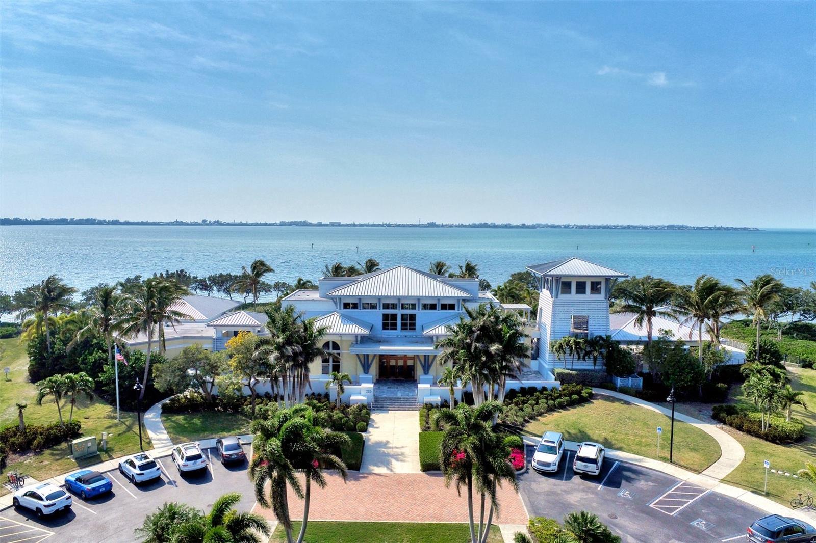 MARINA WALK ON ONE PARTICULAR HARBOUR - Residential