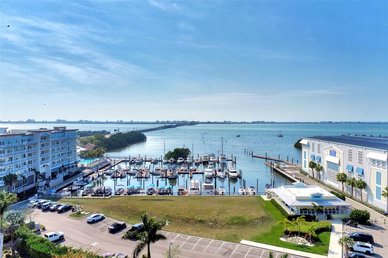 MARINA WALK ON ONE PARTICULAR HARBOUR - Residential