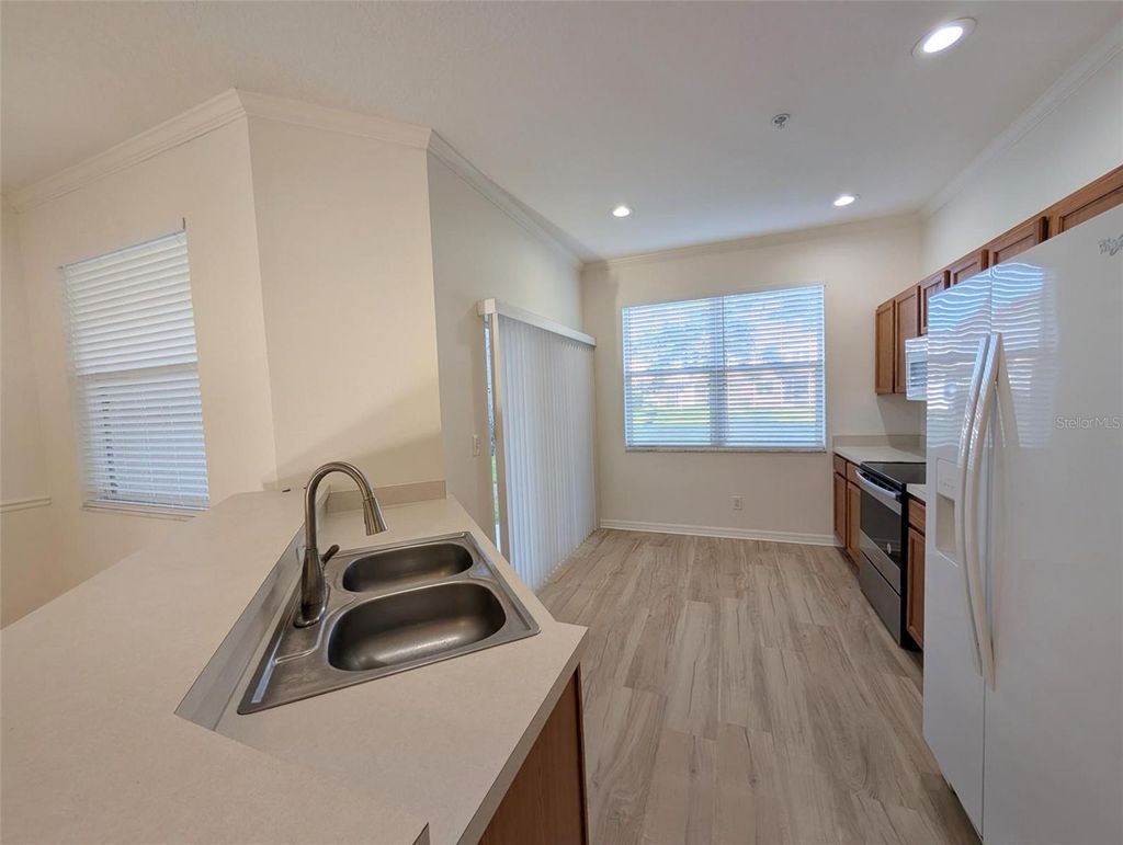 Photo of 4004 Crabtree Avenue, Sarasota, FL 34233 (MLS # A4685970)