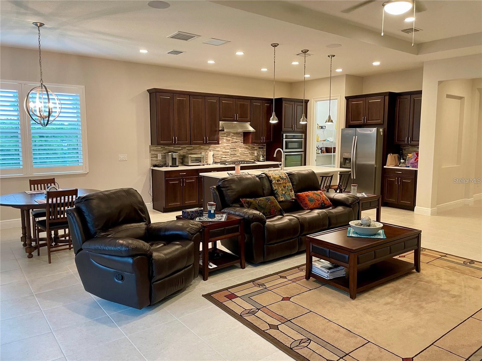 15607 SYLVESTER PALM DRIVE