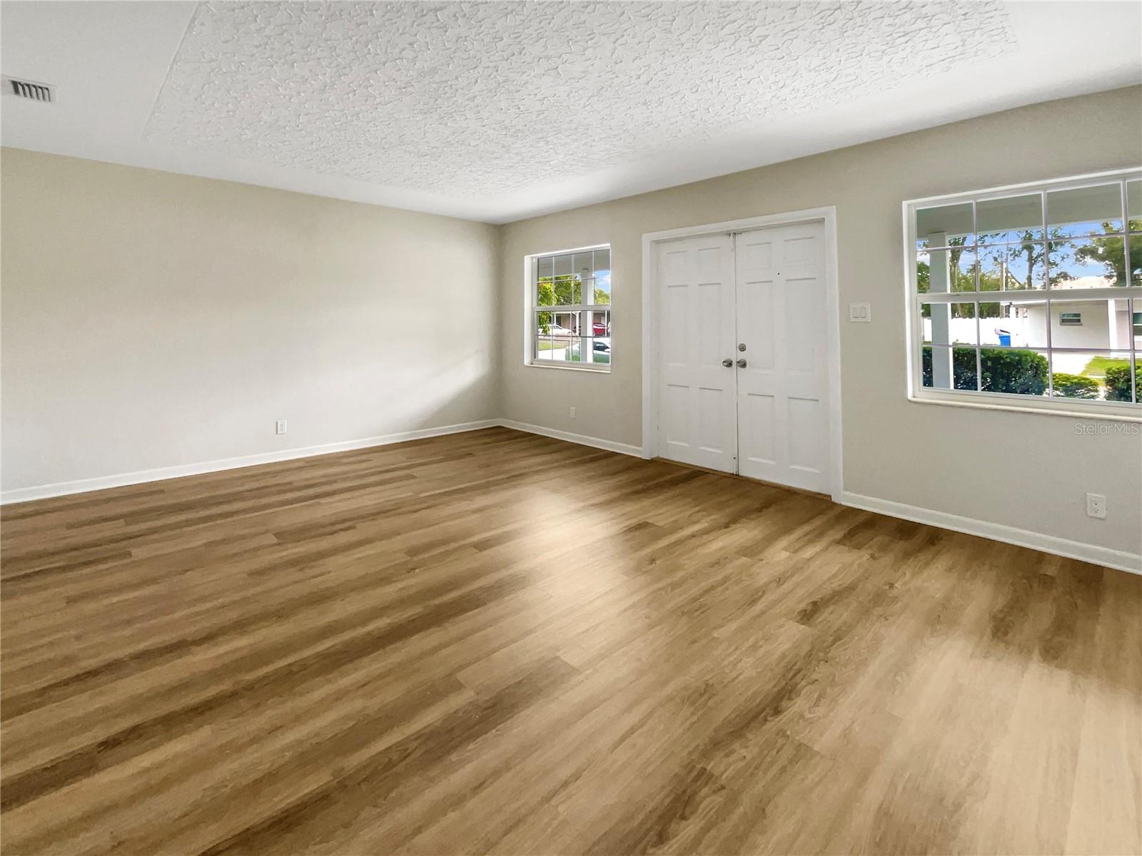 4612 POMPANO DRIVE