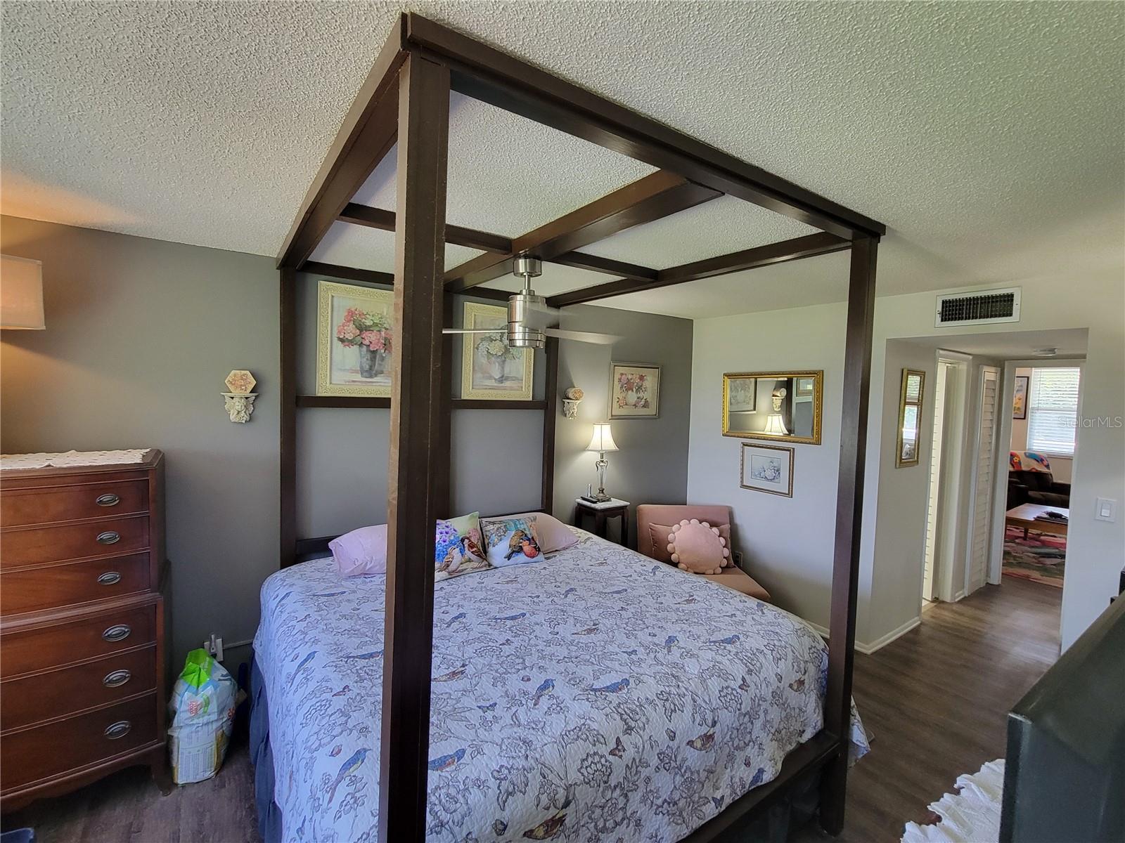 WINSTON PARK NORTHEAST - Residential