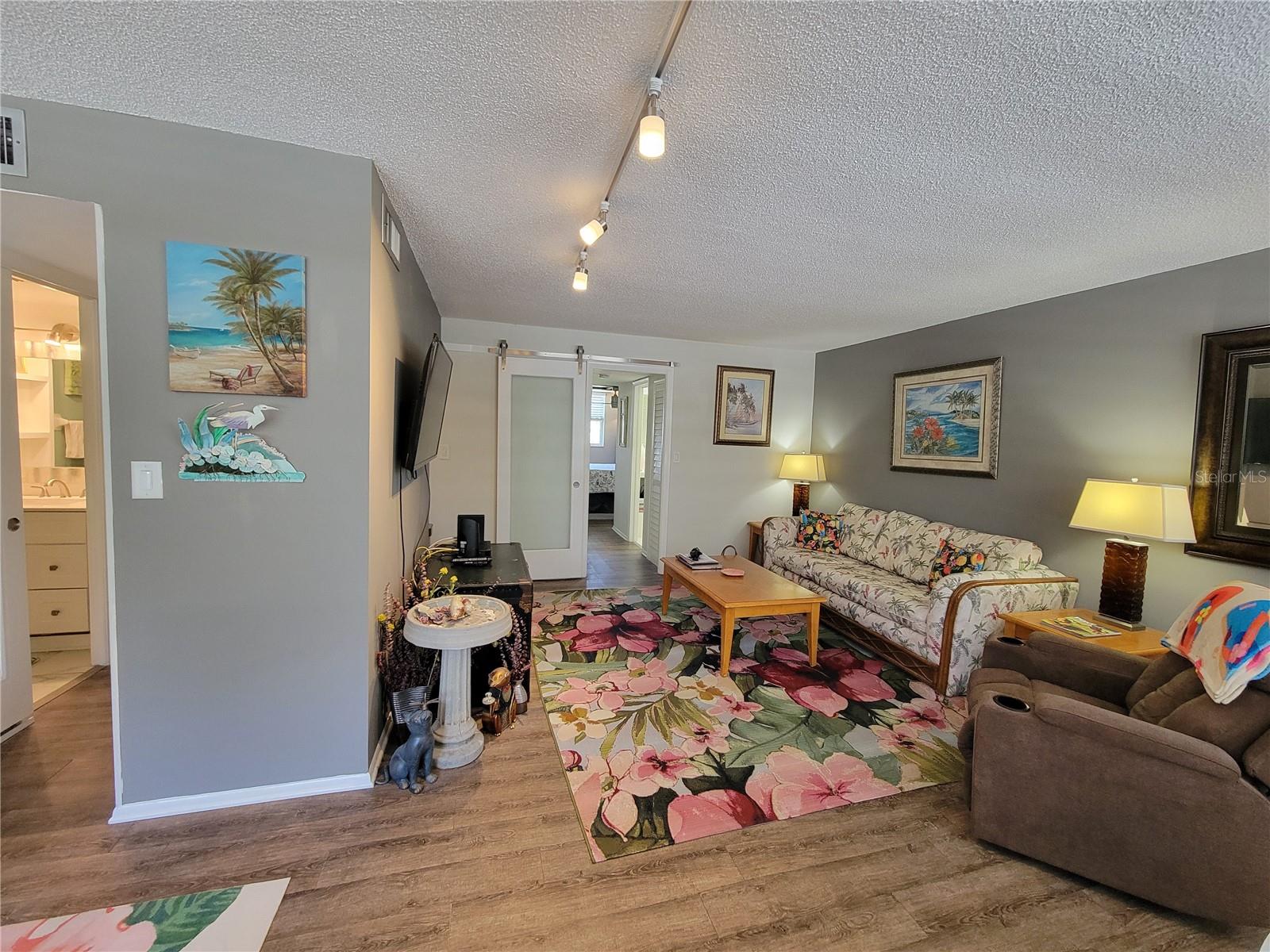 WINSTON PARK NORTHEAST - Residential