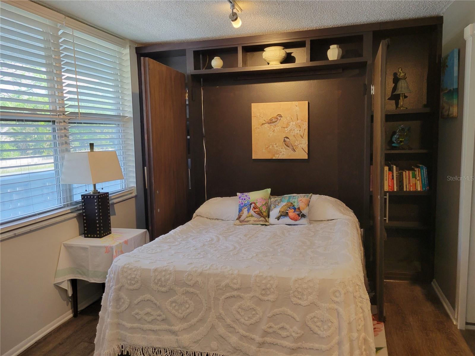 WINSTON PARK NORTHEAST - Residential