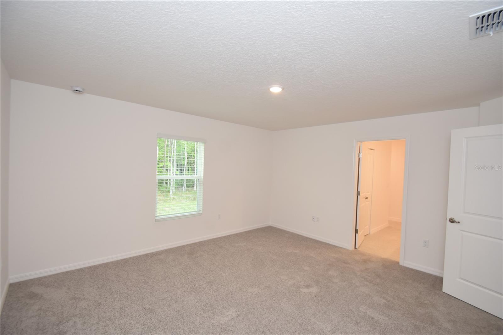 QUAIL HOLLOW - Residential Lease