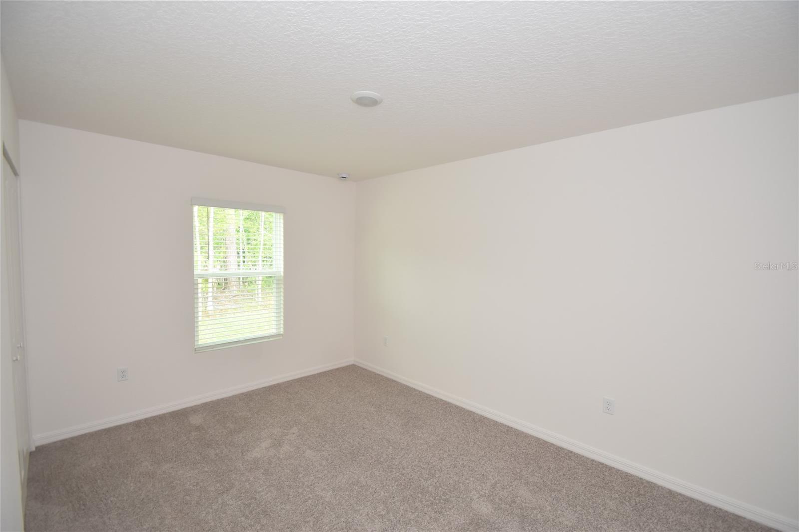 QUAIL HOLLOW - Residential Lease