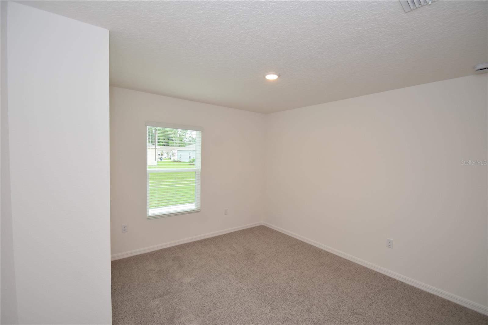 QUAIL HOLLOW - Residential Lease