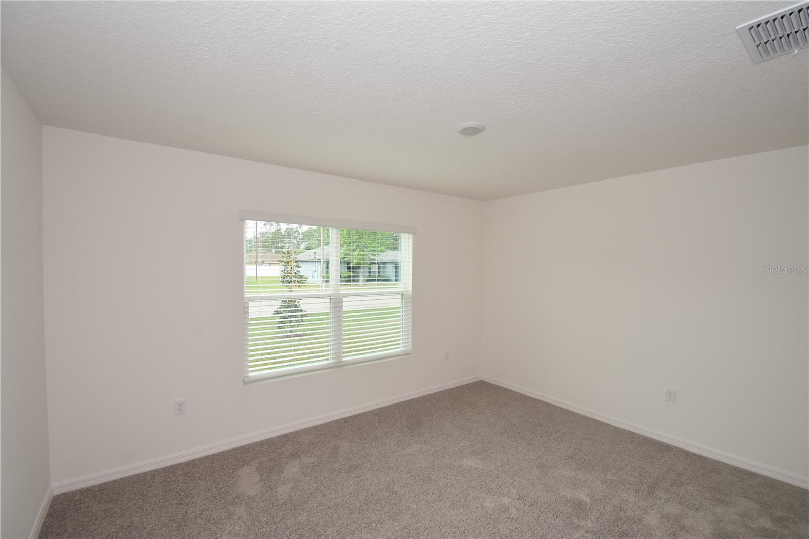 QUAIL HOLLOW - Residential Lease