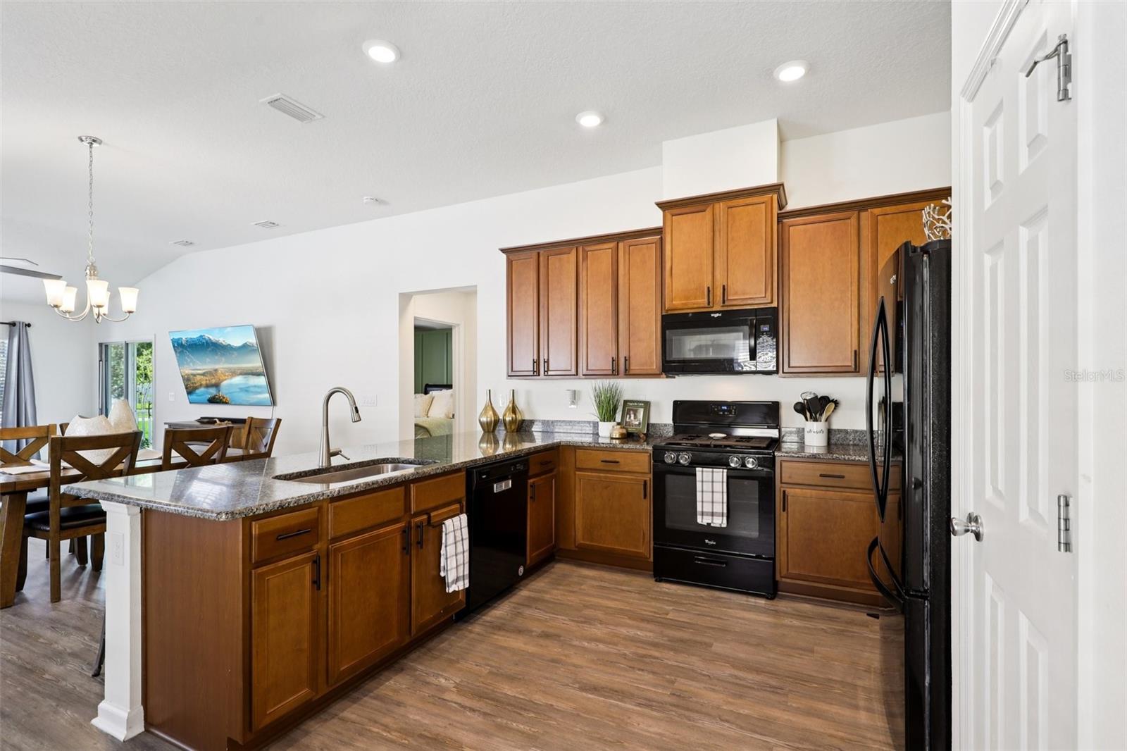 BANNON LAKES PH 1A-1B - Residential