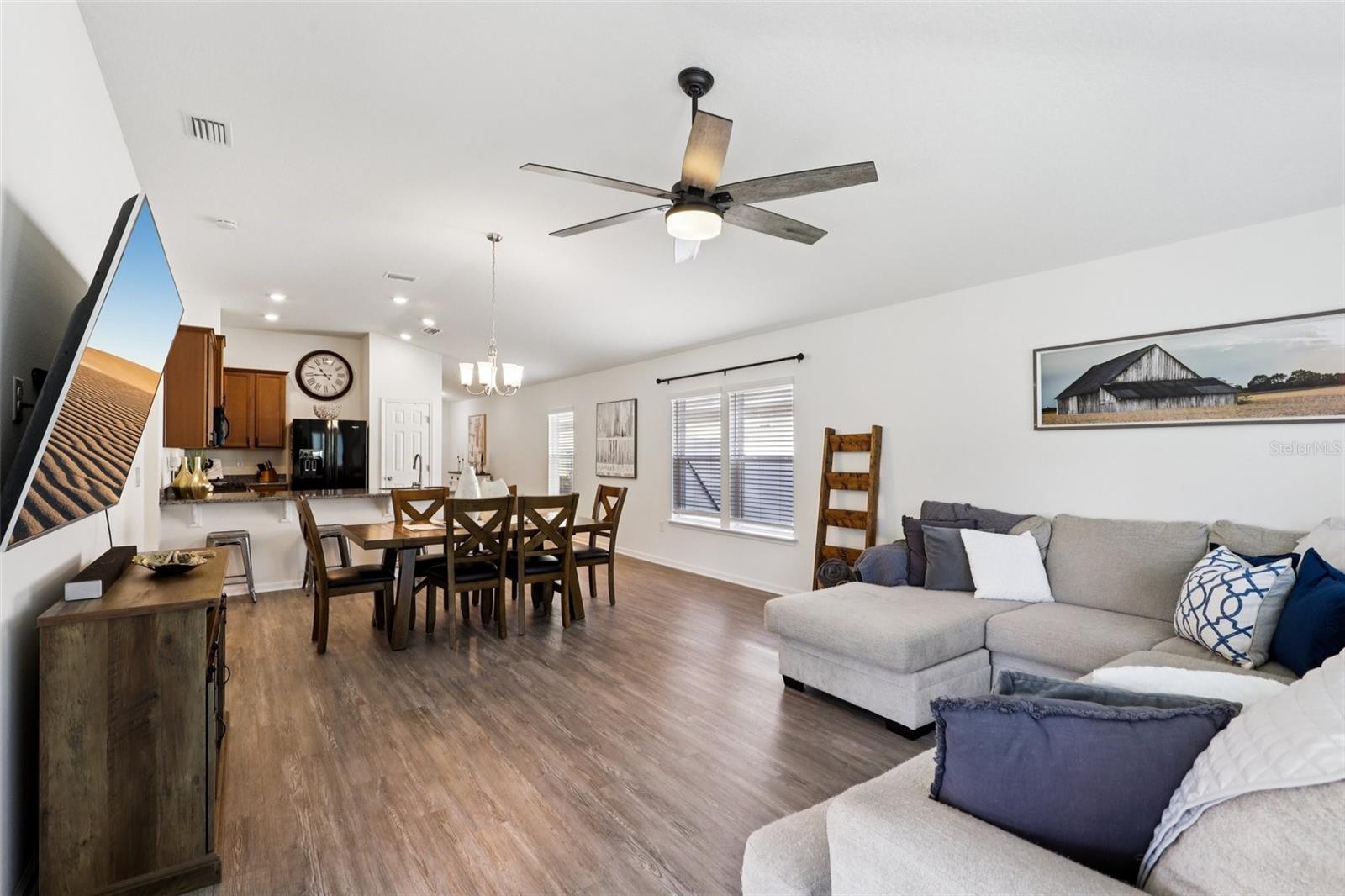 BANNON LAKES PH 1A-1B - Residential